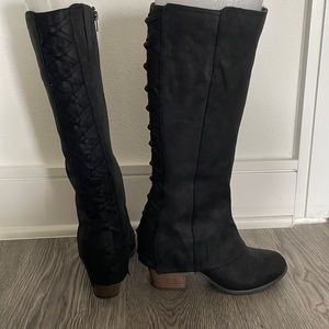 Black boots